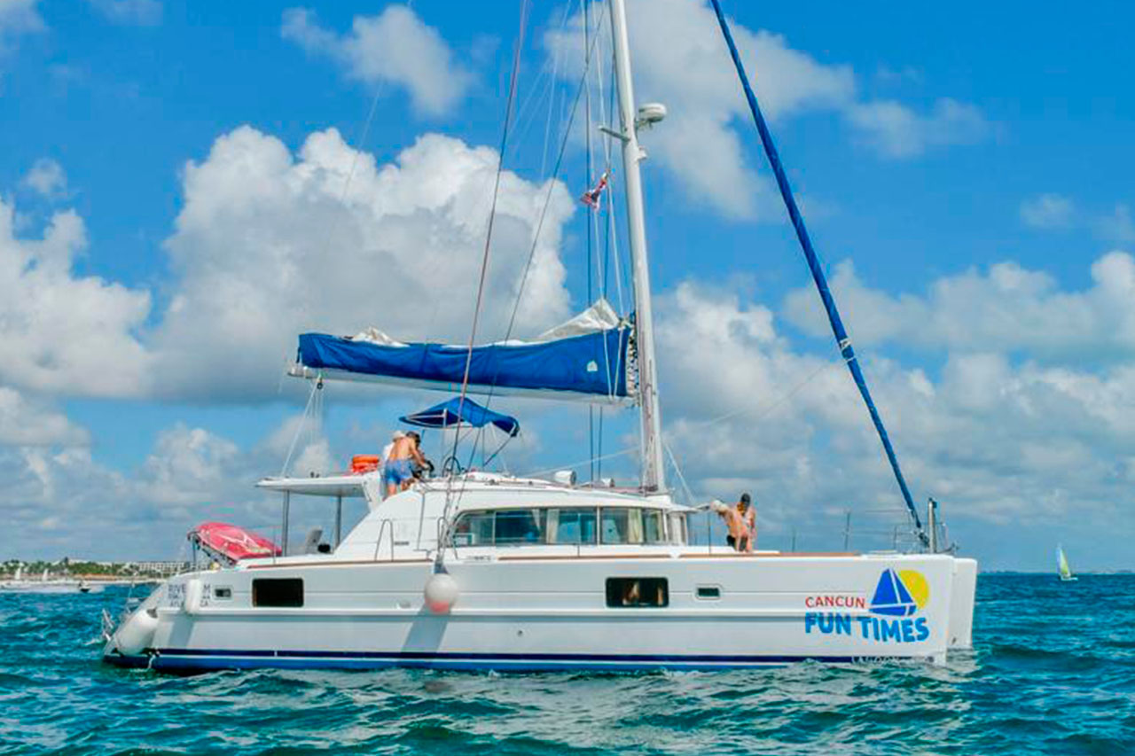 River Tam — Lagoon 44 ft.